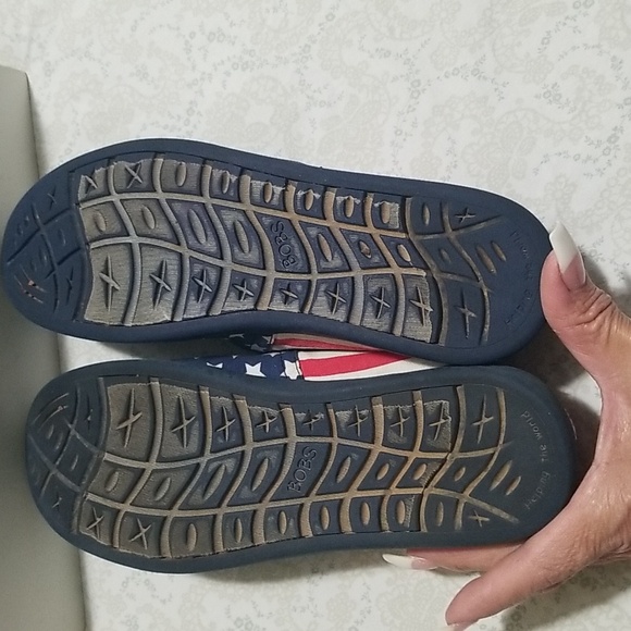 BOBS from Skechers Women' s Red/white/blue Slip On Shoes 9 - Picture 7 of 7